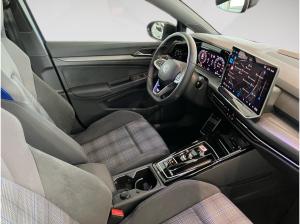 Volkswagen Golf VIII GTE BLACK STYLE 1.5eTSI DSG HYBRID ACC.5J-G.AHK.KAMERA.NAVI+VC.HUD