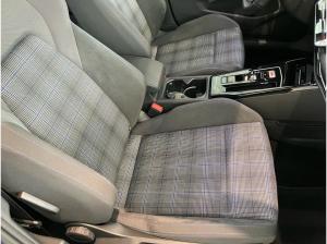 Volkswagen Golf VIII GTE BLACK STYLE 1.5eTSI DSG HYBRID ACC.5J-G.AHK.KAMERA.NAVI+VC.HUD