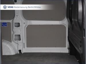 Volkswagen Transporter Kasten Kurz VorbAHK PDC hinten Klima