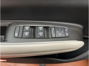 Renault Koleos INITIALE PARIS 4x4 dCi 185 / INKL: WARTUNG 4 JAHRE