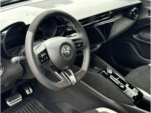 Alfa Romeo Junior 1.2 Ibrida Sport-Speciale +Tech +Panorama