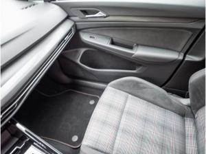 Volkswagen Golf VIII 2.0 TSI DSG GTI Navi R-Kam PDC SHZ