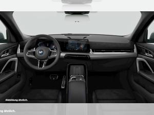 BMW X2 sDrive20i M Sport + DA + PA + AHK +ADAPT LED + LHZ + UVM: