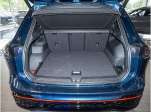 Volkswagen Tiguan R-Line 2,0 l TSI OPF 4MOTION 7-Gang-Doppelkupplungsgetrie be DSG
