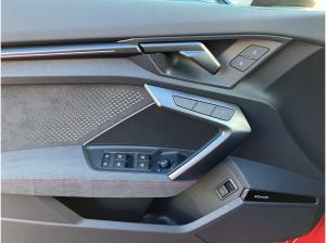 Audi RS3 RS 3 Sportback TFSI quattro / HD Matrix / Head Up / SONOS / Vmax 280