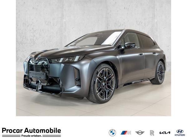 BMW ix iX M70 M Sport Pro HUD+Skylounge+AHK+Browers&Wilkins+M Multisitze+Standhzg.+KZG+Soft Close+Aktivlenk