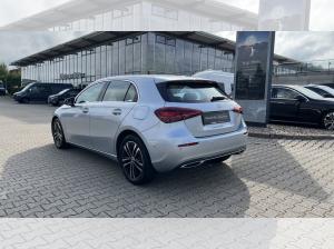 Mercedes-Benz A 180 Progr.Advanced+Kamera+CarPlay+Lenkr.Hz.+2 Jahre Garantie