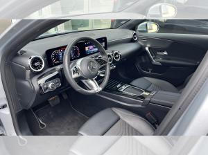 Mercedes-Benz A 180 Progr.Advanced+Kamera+CarPlay+Lenkr.Hz.+2 Jahre Garantie