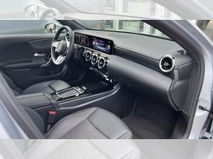 Mercedes-Benz A 180 Progr.Advanced+Kamera+CarPlay+Lenkr.Hz.+2 Jahre Garantie