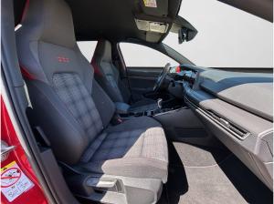 Volkswagen Golf VIII GTI 2.0 TSI ACC RFK SHZ CARPLAY PDC LED