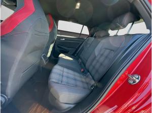 Volkswagen Golf VIII GTI 2.0 TSI ACC RFK SHZ CARPLAY PDC LED