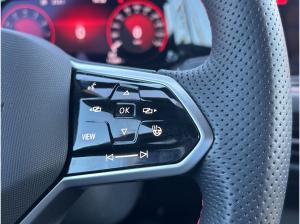 Volkswagen Golf VIII GTI 2.0 TSI ACC RFK SHZ CARPLAY PDC LED
