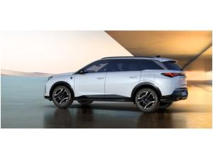 Peugeot 5008 Elektromotor 210 GT Navi LED ACC El. Heckklappe 2-Zonen-Klimaautom Musikstreaming