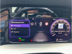 Volkswagen Golf VIII Life 1.5 TSI DSG LED PANO HARMAN TRAVEL