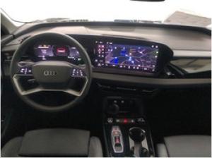 Audi Q6 e-tron AHK