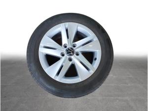 Volkswagen Golf VIII 1.0 eTSI DSG Life Navi Kamera LED APP ACC