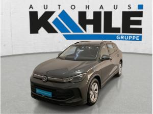 Volkswagen Tiguan Basis 2.0TDI DSG AHK Navi Garantie ACC
