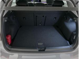 Volkswagen Golf VIII 2.0 TDI DSG Life CarPlay ACC LED Navi