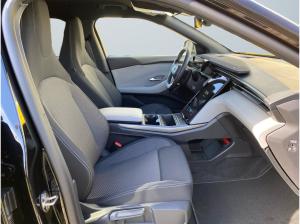 Ford Capri Fahrerassistenz-Paket & Sportsitze