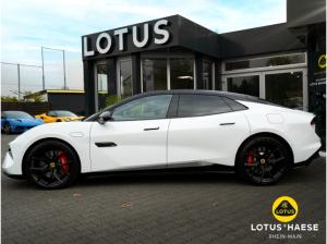 Lotus Emeya R *Akoya White - by LOTUS HAESE