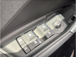Audi A3 Sportback Advanced 30 TFSI S tr. Pano HUD AHK Navi LED