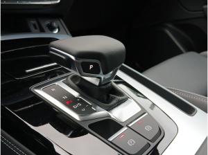 Audi Q5 55 TFSI e quattro S-tronic S line business AHK Navi Matrix ACC Standklima