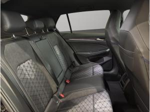 Volkswagen Golf VIII R-line (AHK.Kamera.Navi) 2.0l TDI DSG