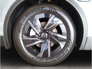 Toyota C-HR+ C-HR+ Elektromotor / 77 kWh Frontantrieb 5-Türer Teamplayer