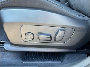BMW X1 xDrive20d Sportpaket Pro Innovationspaket Travel Paket uvm.