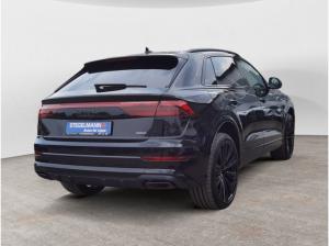 Audi Q8 SUV TFSI e quattro 290 kW tiptronic Sofort verfügbar!