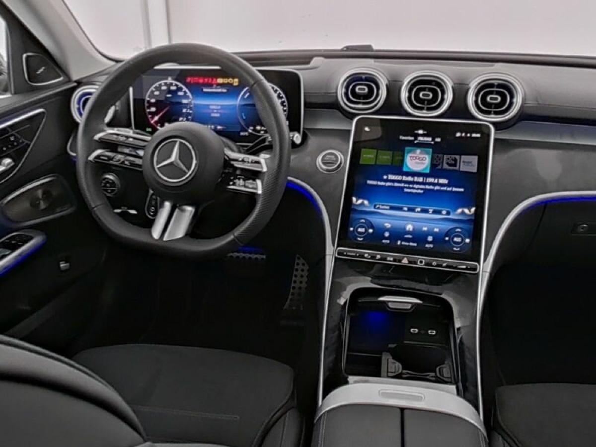 Mercedes-Benz C 300