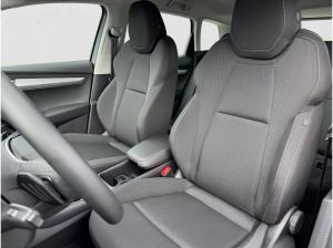 Skoda Karoq Selection TSI DSG|NAVI|KAMERA|VORB.AHK|SHZ