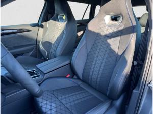 Volkswagen Passat Var. R-Line 4Motion TSI DSG|AHK|el.HECK