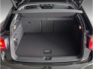 Audi Q2 30 TFSI KAMERA/LED/VIRTUAL/LED