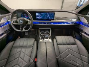 BMW i7 eDrive50 M Sport Fond Entertainment B&W SkyLounge