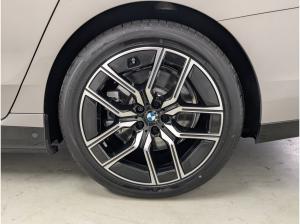 BMW i7 eDrive50 M Sport Fond Entertainment B&W SkyLounge