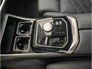 BMW i7 eDrive50 M Sport Fond Entertainment B&W SkyLounge