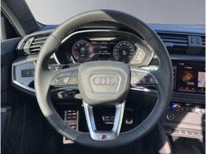 Audi Q3 35 1.5 TFSI S-tronic S line