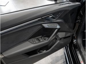 Audi RS3 Sportback 294 kW Sonos Sportabgas Pano Winterräder Leder