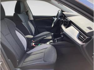 Skoda Kamiq Tour 1.0 TSI LED.LaneA.Temp.SmrtLink.AHK.PDC.DAB+.FrontA