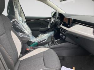 Skoda Kamiq Tour 1.0 TSI LED.LaneA.Temp.SmrtLink.AHK.PDC.DAB+.FrontA