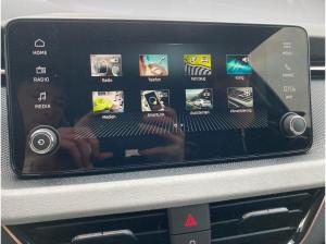 Skoda Kamiq Tour 1.0 TSI LED.LaneA.Temp.SmrtLink.AHK.PDC.DAB+.FrontA