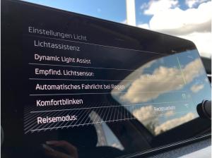 Skoda Kamiq Tour 1.0 TSI LED.LaneA.Temp.SmrtLink.AHK.PDC.DAB+.FrontA