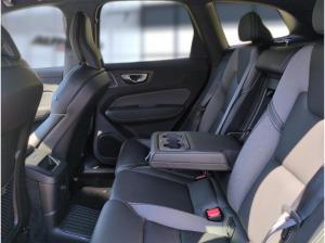 Volvo XC60 T8 Recharge Ultra Black Edition Plug-In Hybri