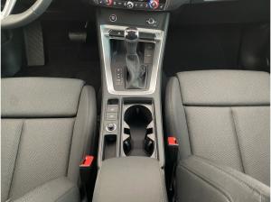 Audi Q3 35 TFSI advanced S tronic LED+AHK+ACC+PRIVACY+AKTION