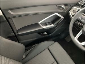 Audi Q3 35 TFSI advanced S tronic LED+AHK+ACC+PRIVACY+AKTION