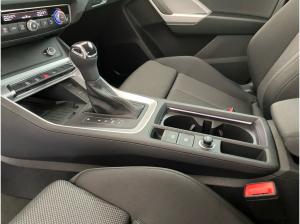 Audi Q3 35 TFSI advanced S tronic LED+AHK+ACC+PRIVACY+AKTION
