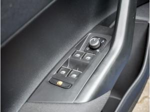 Volkswagen Polo 1.0 TSI DSG Style Navi PDC SHZ LED Telefon