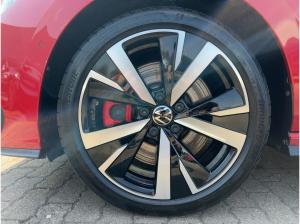 Volkswagen Golf VIII 1.5 eHybrid DSG GTE Panorama AHK