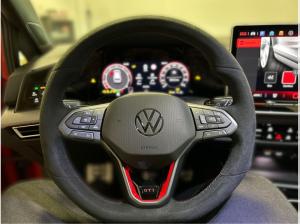 Volkswagen Golf 2,0 l TSI GTI SOFORT VERFÜGBAR! CarPlay Pano Black Matrix ACC AHK LED